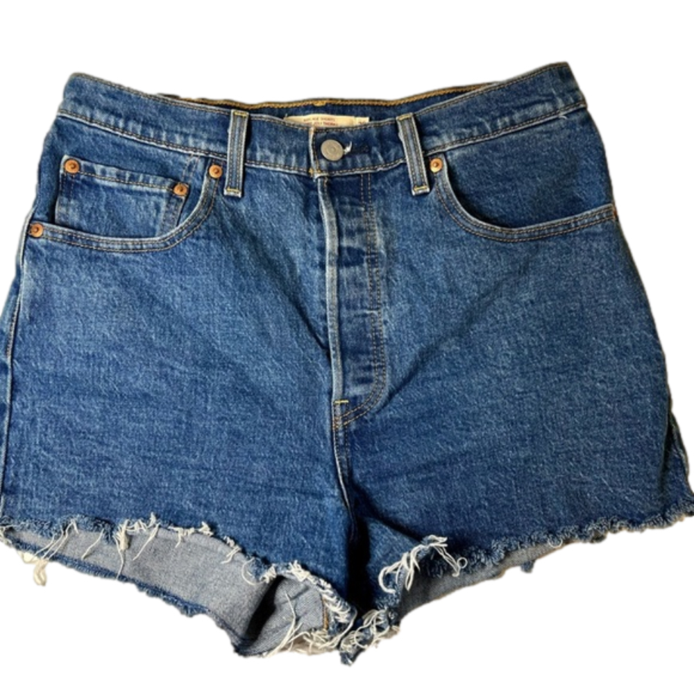 Levis Ribcage Shorts